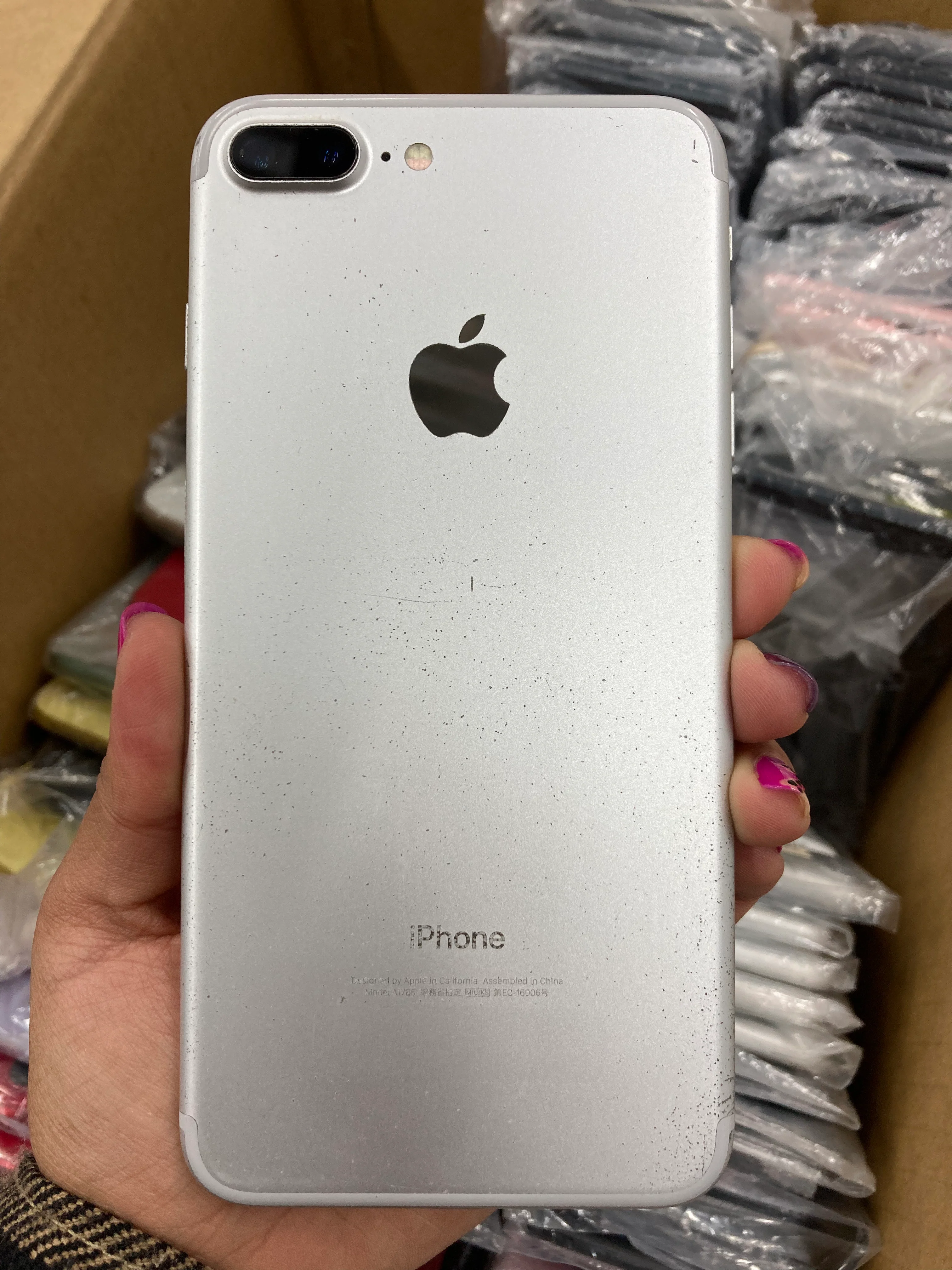 Outlet | iPhone 7 Plus - Image 10