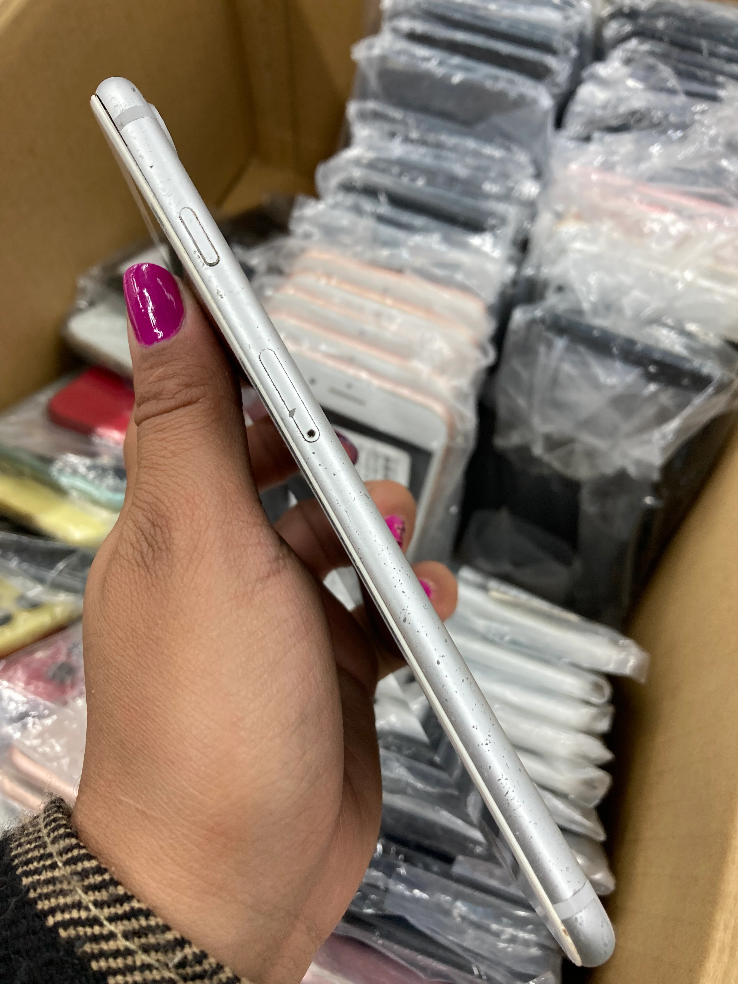 Outlet | iPhone 7 Plus - Image 14