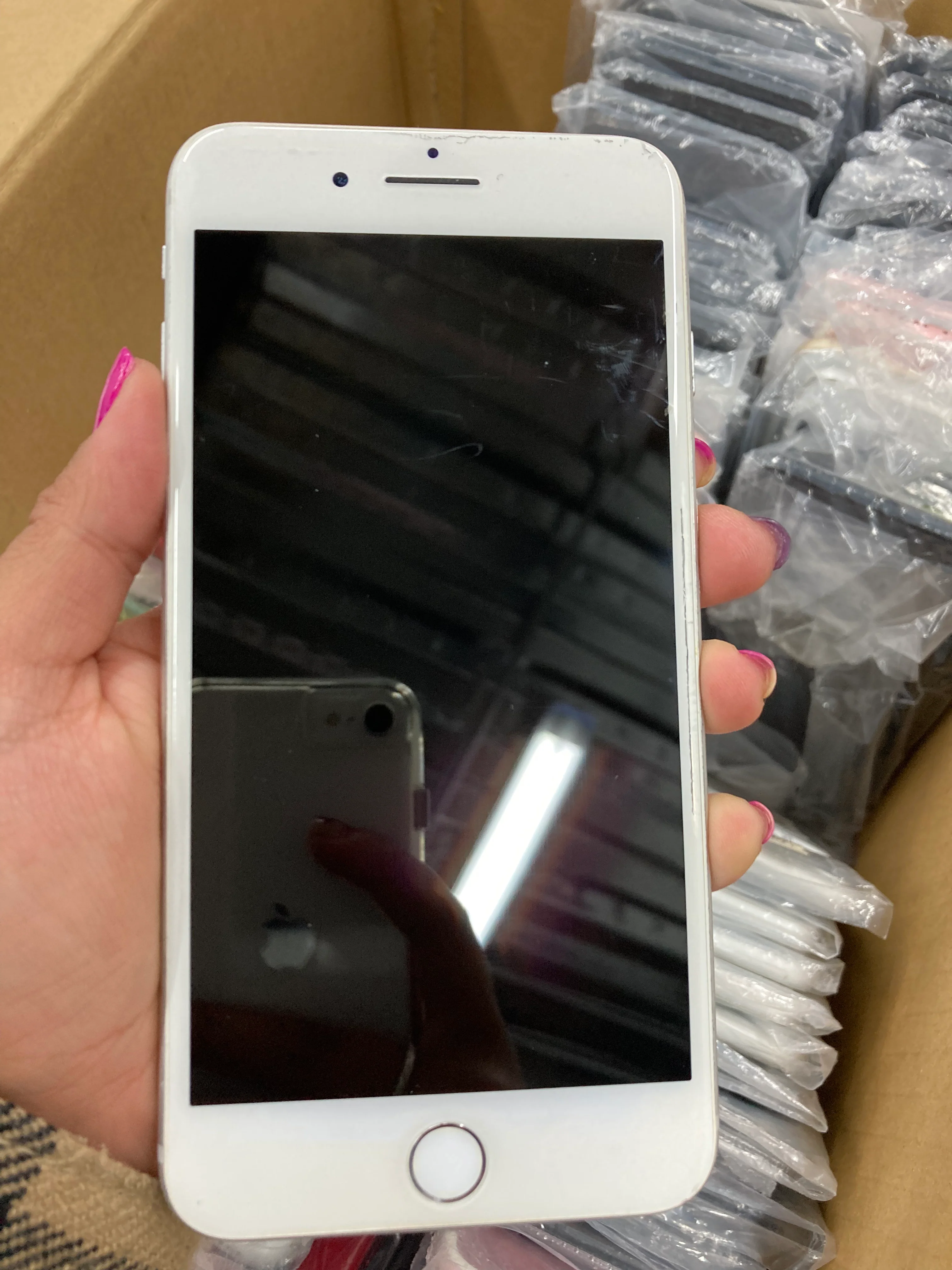 Outlet | iPhone 7 Plus - Image 8