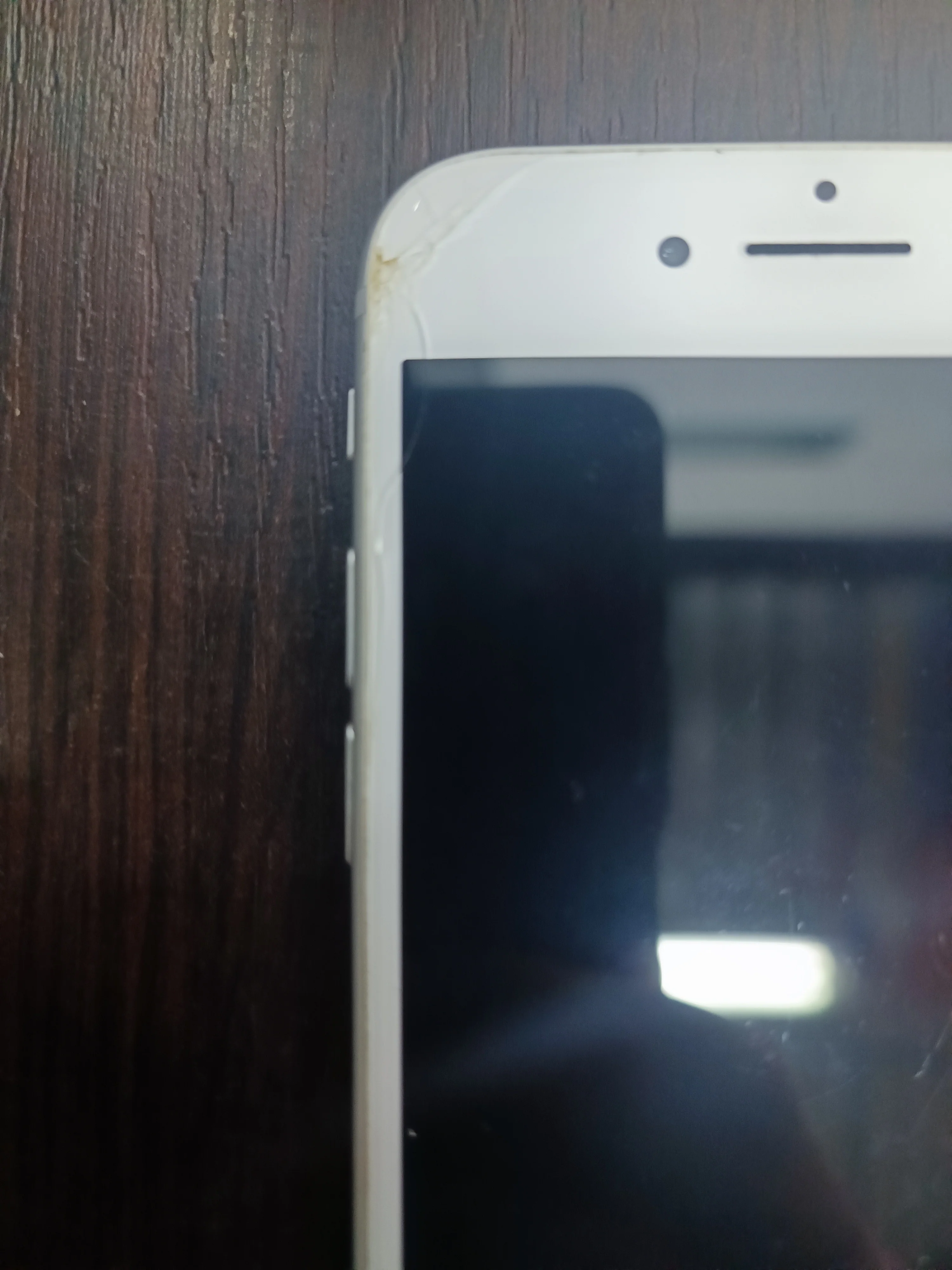 Outlet | iPhone 8 Plus - Image 13