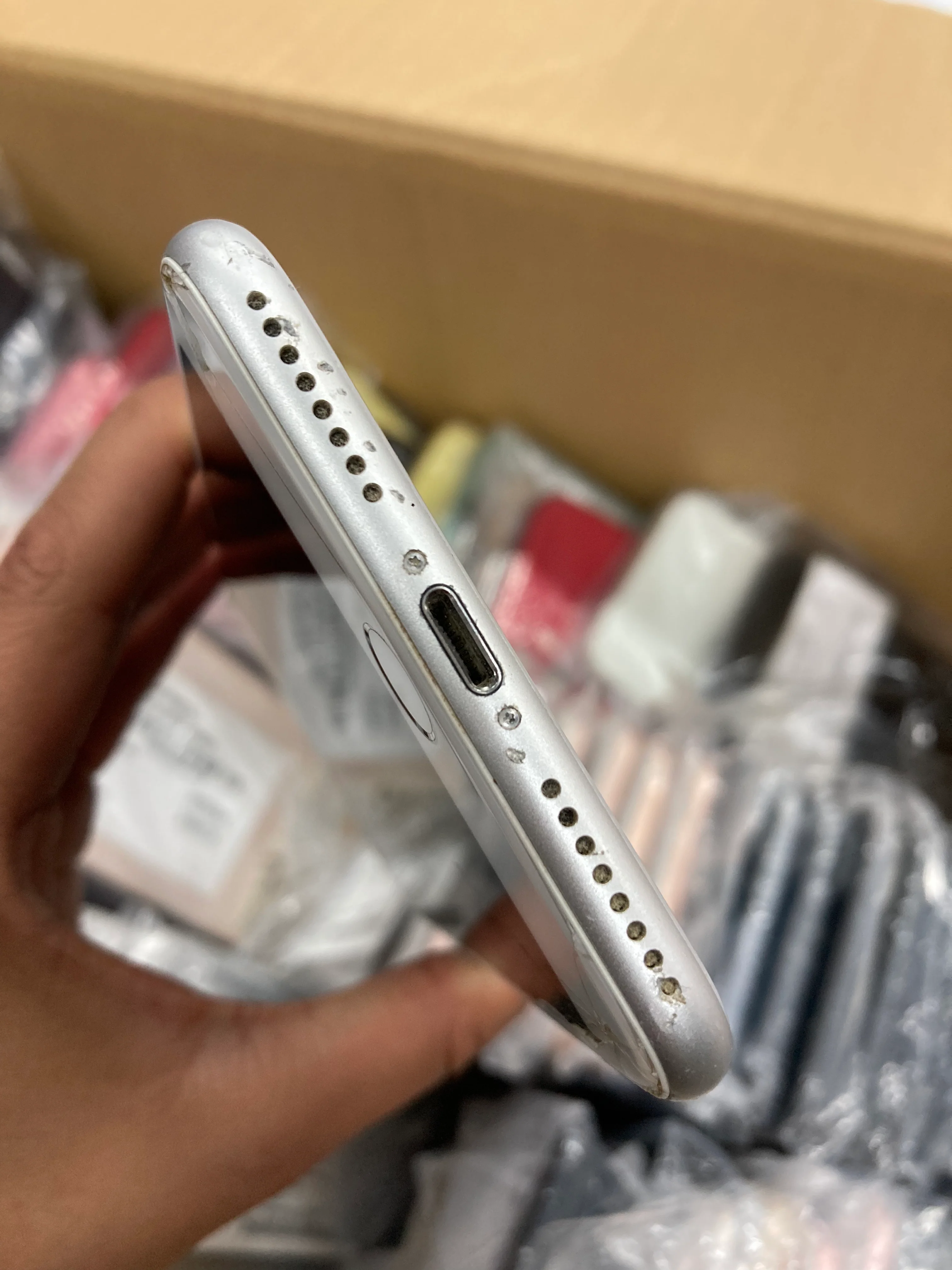 Outlet | iPhone 8 Plus - Image 7