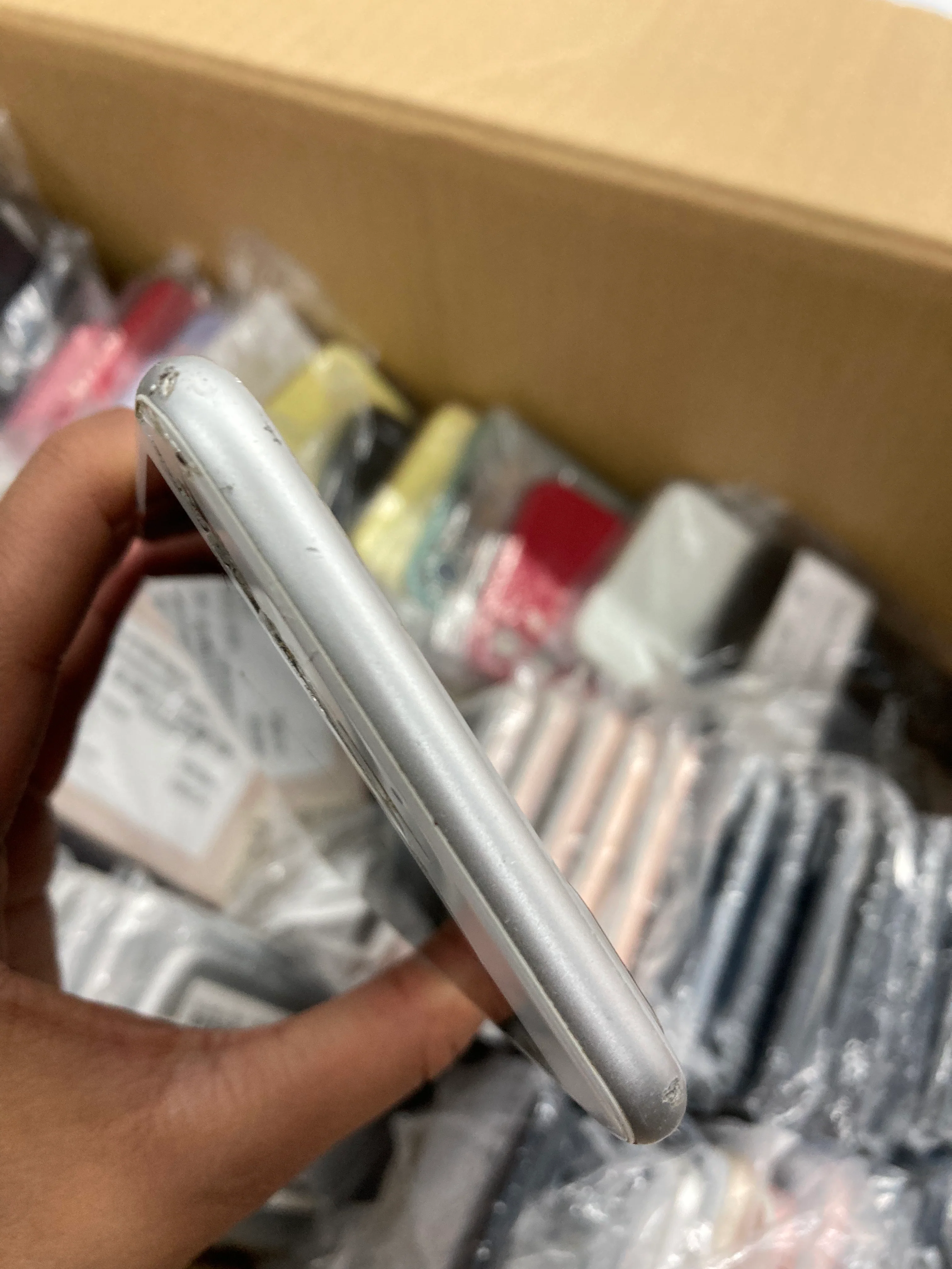 Outlet | iPhone 8 Plus - Image 8